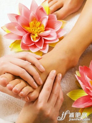 5個(gè)tips護(hù)理雙腳 恢復(fù)柔嫩