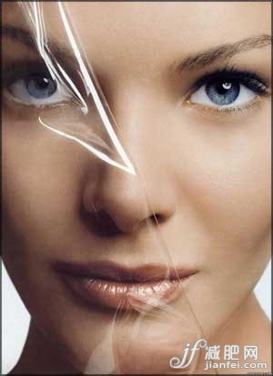 類型三、皮膚偏黃，耳朵發(fā)紅