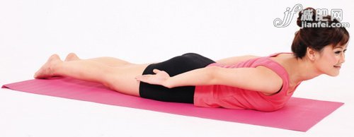 排水+排毒 瑜伽塑優(yōu)美線條