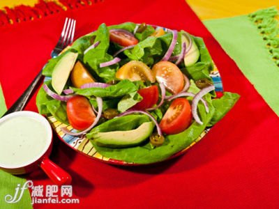 沙拉醬的熱量非?？捎^