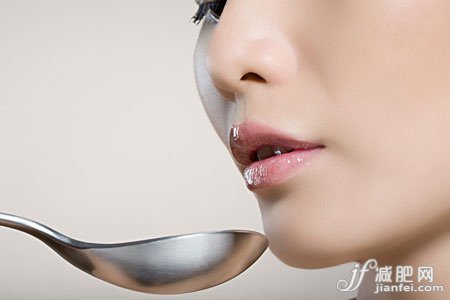 按時吃飯可以有效控制食欲 按時吃飯可以有效控制食欲