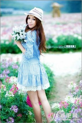 根據(jù)臀圍選內(nèi)褲 穿出小翹臀 根據(jù)臀圍選內(nèi)褲 穿出小翹臀