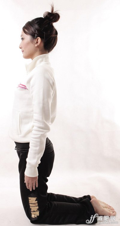 專功肥胖下半身的簡(jiǎn)易瘦身操