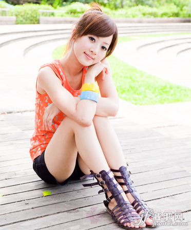 七式神奇緊肉操 做個(gè)緊致女人