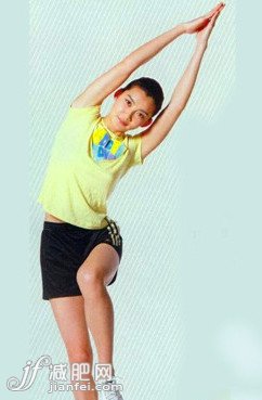 超級(jí)簡(jiǎn)單的瑜伽動(dòng)作 帶你瘦腰瘦肚子