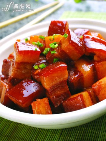 攝入肉類(lèi)魚(yú)類(lèi)