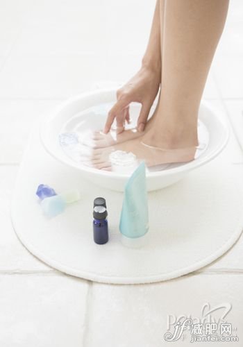 跑步減肥10個要領(lǐng) 瘦身不留脂 跑步減肥10個要領(lǐng) 瘦身不留脂