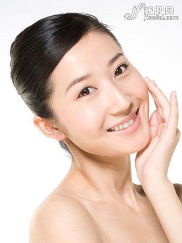 弄清成因！四個(gè)方法搞定浮腫大餅?zāi)? border=