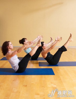 如何解決大粗腿問題 巧做瘦腿運(yùn)動幫助你