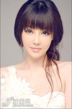 打造完美比例臉型 輕松hold住鏡頭