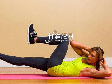 怎么練馬甲線 屈腿收腹