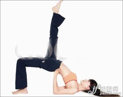 減腹部的瑜伽動(dòng)作圖3