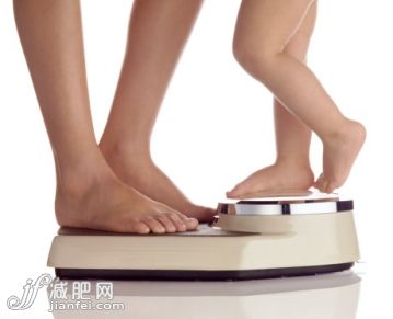 人,生活方式,飲食,運(yùn)動(dòng),測(cè)量工具_(dá)108178996_Dieting for two !_創(chuàng)意圖片_Getty Images China