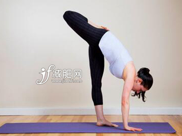 可以瘦腿的瑜伽動(dòng)作 6招瑜伽有效瘦腿