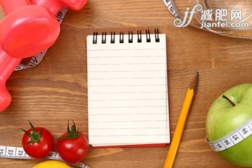 筆記本,概念,鉛筆,食品,啞鈴_f8639cf47_健康瘦身靜物_創(chuàng)意圖片_Getty Images China