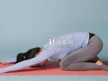 睡前如何減肥 貓式伸展 睡前如何減肥 貓式伸展