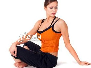 快速有效的瘦身瑜伽 讓減肥輕松簡單