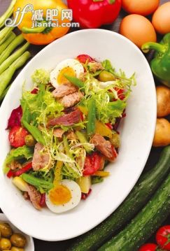 沙拉,晚餐,維生素,有機(jī)食品,蔬菜沙拉_2c03cf1a6_蔬菜沙拉_創(chuàng)意圖片_Getty Images China