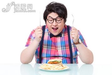 不健康食物,暴飲暴食,饑餓的,小吃,不健康的生活方式_28037f045_胖子吃快餐_創(chuàng)意圖片_Getty Images China