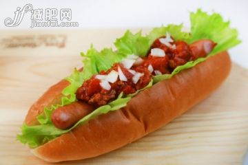 飲食,影棚拍攝,香腸,熱狗,攝影_498161753_Chili hot dog_創(chuàng)意圖片_Getty Images China 飲食,影棚拍攝,香腸,熱狗,攝影_498161753_Chili hot dog_創(chuàng)意圖片_Getty Images China