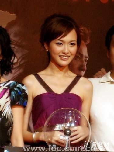 美體，塑形，明星，肩部，曲線，殷桃，楊冪，劉亦菲，唐嫣，劉詩(shī)詩(shī)，鄭爽，張嘉倪