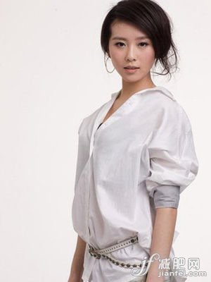 瘦臉穿越劉詩(shī)詩(shī)私家DIY面膜 