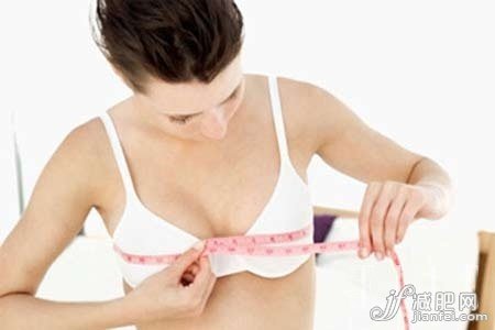 別讓8個(gè)壞毛病毀了美胸曲線