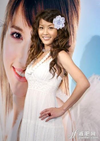 臺灣美胸天后小嫻瘦身秘訣