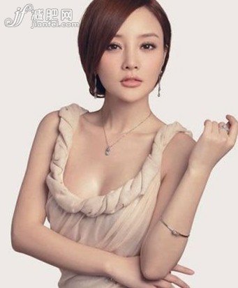 事業(yè)線不靠擠 李小璐有秘訣