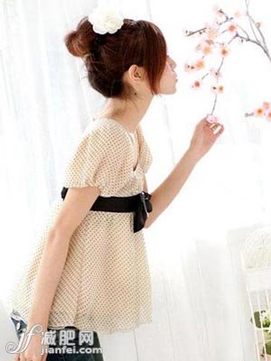 白領(lǐng)麗人飲食搭配補(bǔ)腦又修身