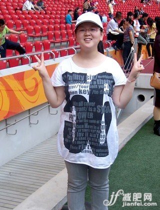 超簡(jiǎn)單30天“瘦身”法，120J學(xué)妹減重18J