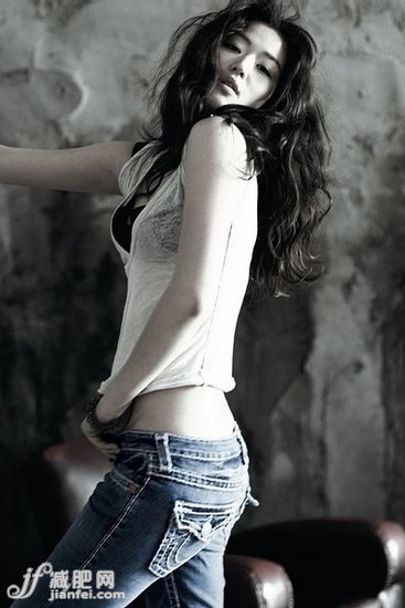 韓國女星潛規(guī)則為瘦身花千萬