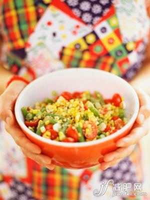 用彩色食物來均衡營養(yǎng)