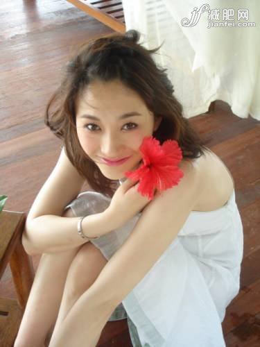 明星瘦身大公開 林鵬曬素顏發(fā)減肥宣言 