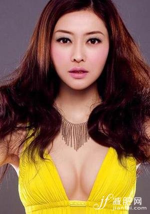 美胸，明星，塑形