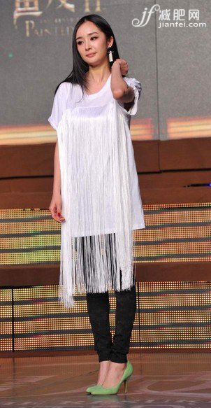 解讀四國(guó)王妃的珠寶情結(jié) 完美搭配大起底