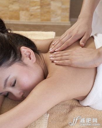 7步美腿練習(xí) 大象腿越來越修長