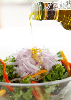 烹調(diào)要少油，盡量用清煮焯拌的方法