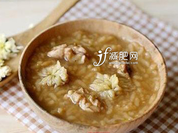 減肥早餐，核桃松仁粟米羹