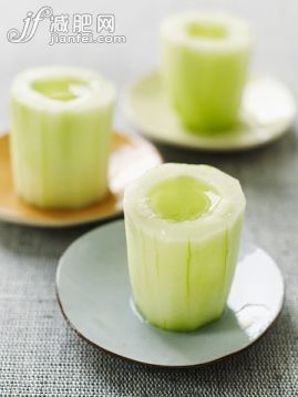 射擊,飲料,含酒精飲料,夏天,黃瓜_567158331_Cucumber Shot_創(chuàng)意圖片_Getty Images China