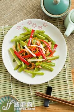 苦瓜,中國(guó)食品,素食,健康食物,美味_fd52cf795_金草蝦炒涼瓜柳_創(chuàng)意圖片_Getty Images China 苦瓜,中國(guó)食品,素食,健康食物,美味_fd52cf795_金草蝦炒涼瓜柳_創(chuàng)意圖片_Getty Images China