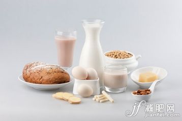 早餐,牛奶,牛奶瓶,雞蛋,主食_gic5465245_食品組合_創(chuàng)意圖片_Getty Images China