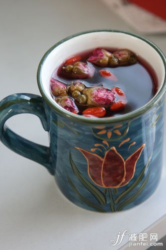 花草茶 用“喝”就可以排毒