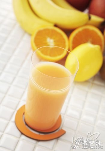 蔬果汁斷食法 排出腸毒瘦5斤！