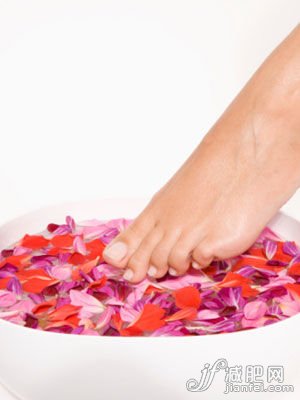 泡腳減肥詳細(xì)步驟