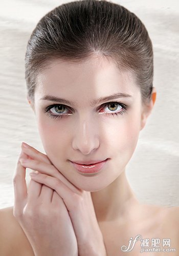 生活細(xì)節(jié)秘招 打造迷人小臉