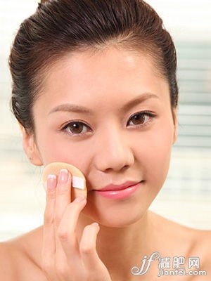 膚色偏黃型肝臟不堪重負(fù)