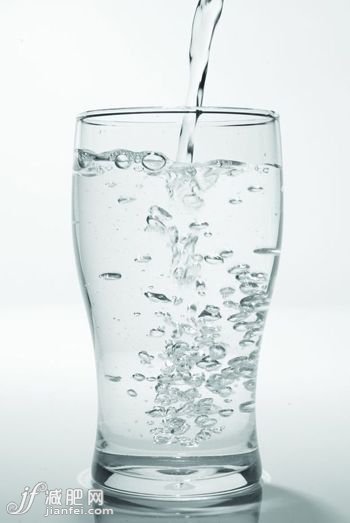 10大去膘法則年后不運(yùn)動(dòng)也瘦身(資料圖)