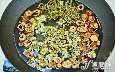 酸甜山楂減肥茶 健胃消脂功勞大