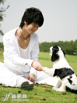 餐桌上的同甘，當(dāng)然減肥時也要共苦